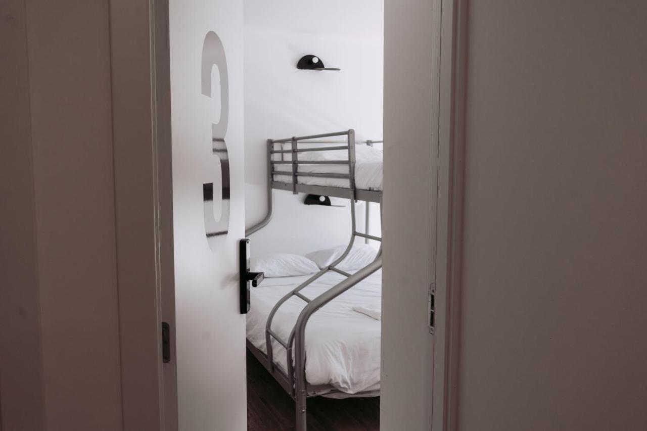 Middle Point Hostel Sardoal Εξωτερικό φωτογραφία