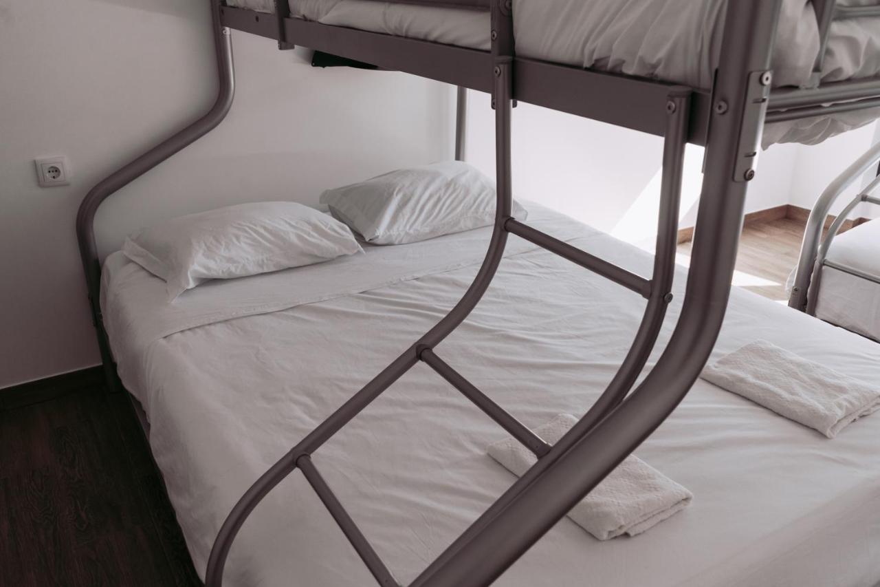 Middle Point Hostel Sardoal Εξωτερικό φωτογραφία