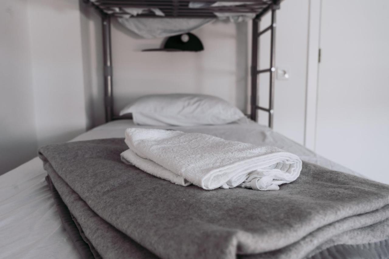 Middle Point Hostel Sardoal Εξωτερικό φωτογραφία