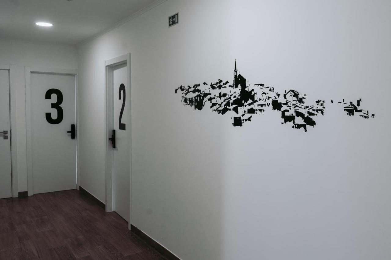 Middle Point Hostel Sardoal Εξωτερικό φωτογραφία