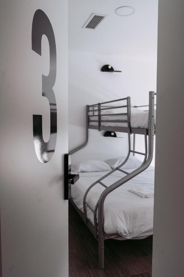 Middle Point Hostel Sardoal Εξωτερικό φωτογραφία